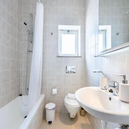 别墅 Majestic Oceanfront Retreat 4 Bedrooms Fantastic Frontline Location Direct Access To The Sea And Da Luz