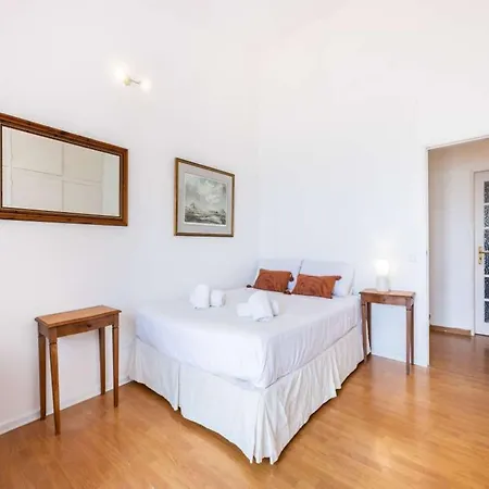 别墅 Majestic Oceanfront Retreat 4 Bedrooms Fantastic Frontline Location Direct Access To The Sea And Da