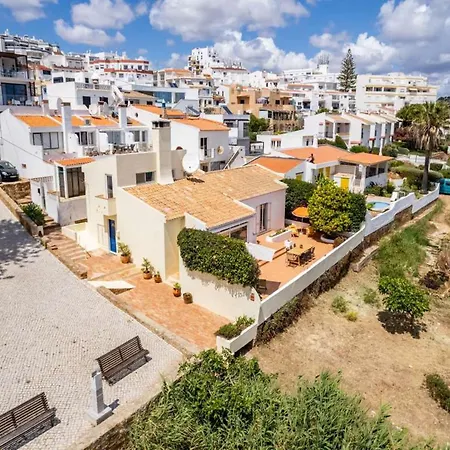 Majestic Oceanfront Retreat 4 Bedrooms Fantastic Frontline Location Direct Access To The Sea And Da * Senhora da Luz
